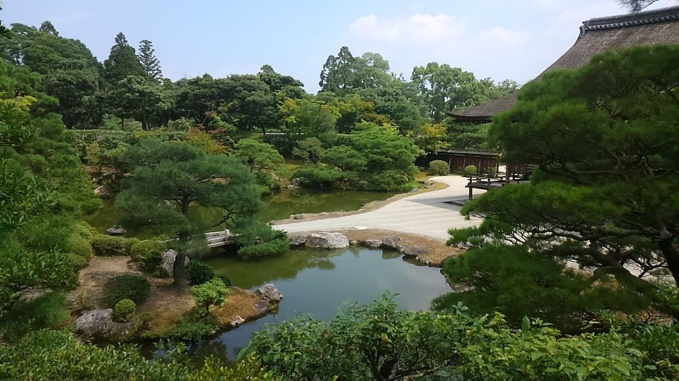 Kyoto: Historic Higashiyama Walking Tour - Price and value: why $106 can be a smart deal
