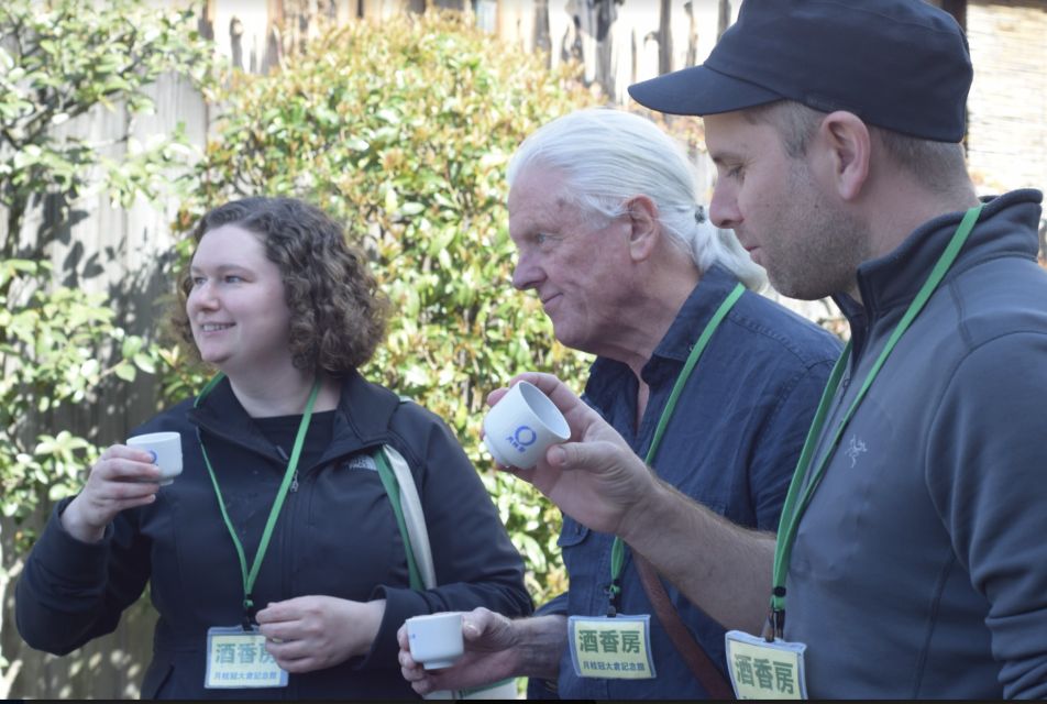 Kyoto: Insider Sake Brewery Tour with Sake and Food Pairing - Hot vs cold: practical drinking tips you’ll remember in restaurants