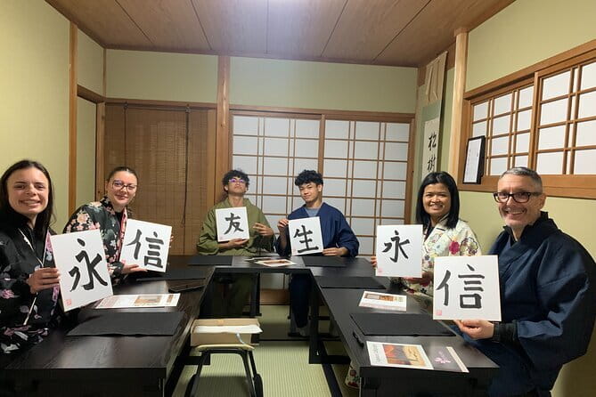 Kyoto: Japanese Calligraphy Class in 150 years old townhouse - Quick Takeaways