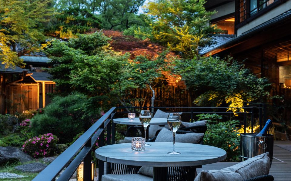 Kyoto: Japanese Gardens Private Customizable Tour - Getting around: public transportation vs taxi with your guide