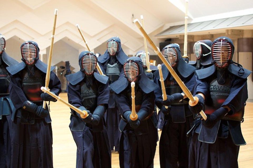 Kyoto: Kendo Samurai Experience Tour - The Two-Hour Flow: Armor, Etiquette, Footwork, and Bamboo Strikes
