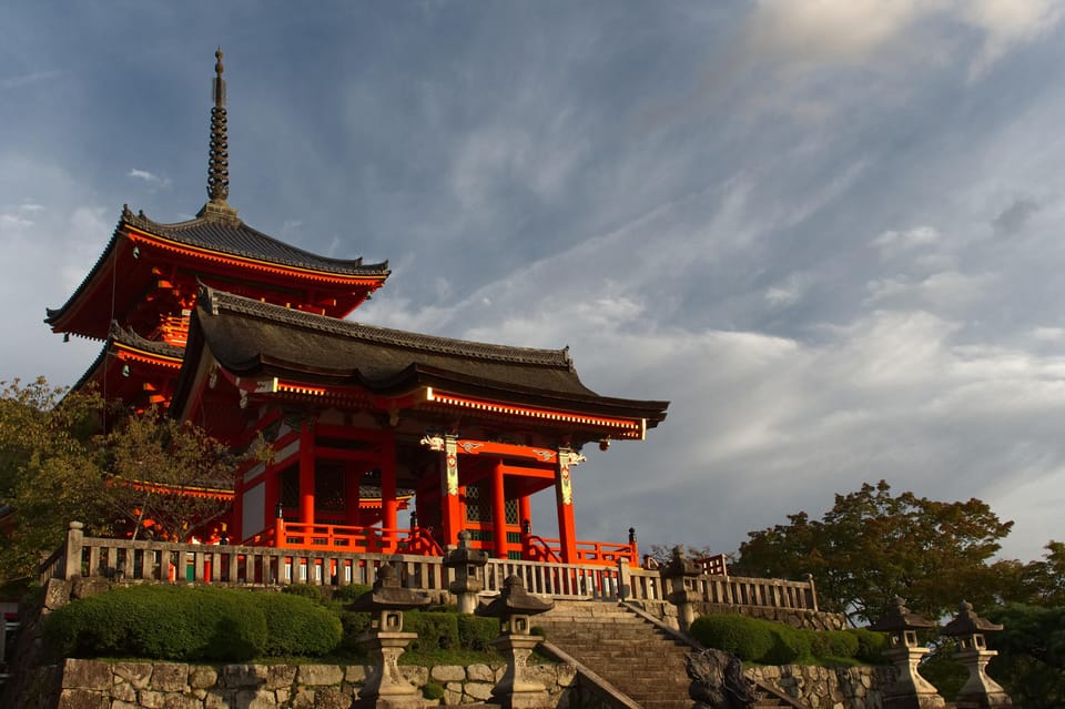 Kyoto: Kiyomizudera, Higashiyama and Yasaka Discovery Tour - Key highlights at a glance