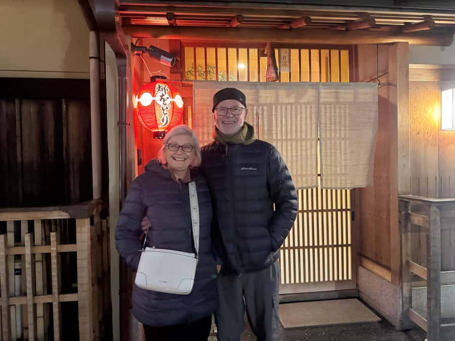 Kyoto Magic Night Walk: Gion & Fushimi Inari(Private Option) - Fushimi Inari’s Lit Torii Gates: What to Expect Up Close