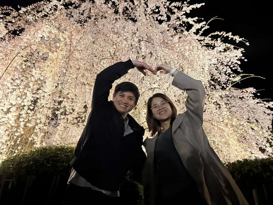 Kyoto Magic Night Walk: Gion & Fushimi Inari(Private Option) - Price and Logistics: Is $43 Good Value Here?