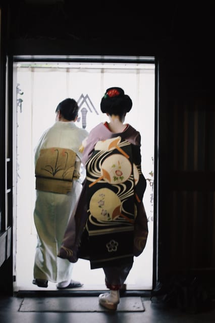 Kyoto: Maiko Happy Hour at a Historic Machiya - Who this Kyoto maiko happy hour suits best