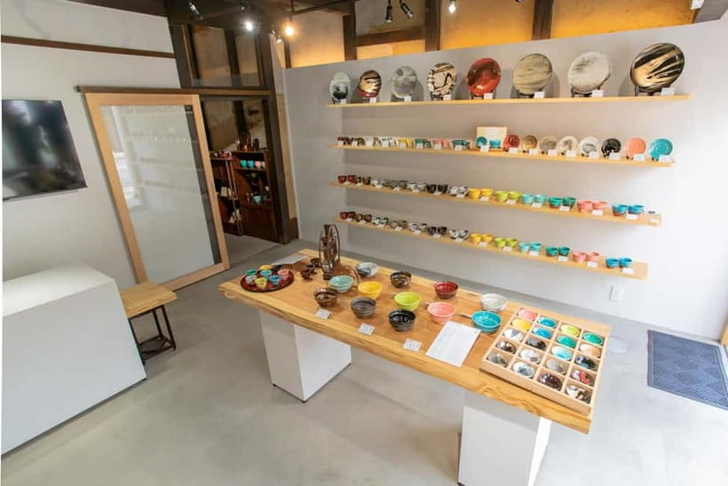 Kyoto: Make Zen Garden and Taste Matcha in Pottery Shop - Why a hands-on Zen garden feels different in Kyoto