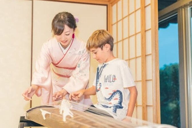 Kyoto: Matcha & Traditional Japanese Music Immersive Experience - Playing the koto yourself, guided by musicians
