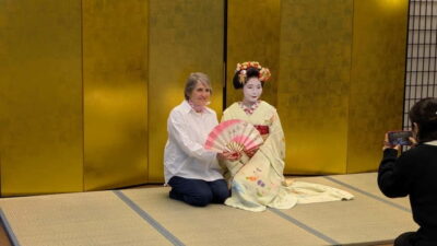 Kyoto: Meet-and-Greet, Maiko Show and Experience - The 45-Minute Format: Intro, Two Dances, and a Real Q&A