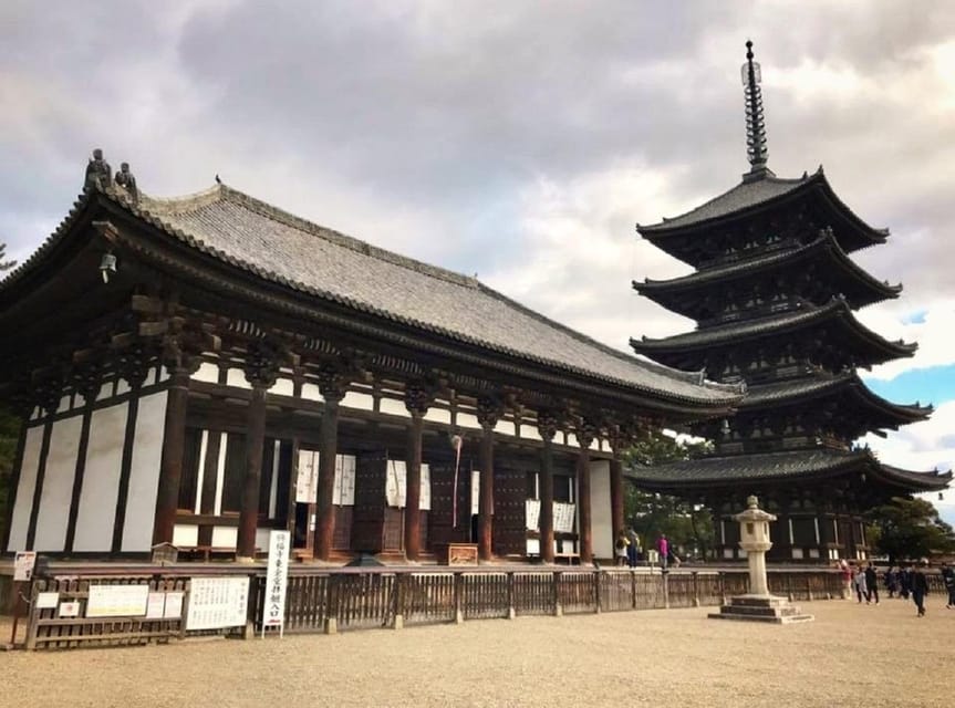 Kyoto: Nara, Todaiji, Kasuga Taisha Shrine Private Full Day - Meeting at JR Kyoto Station and riding the express to Nara