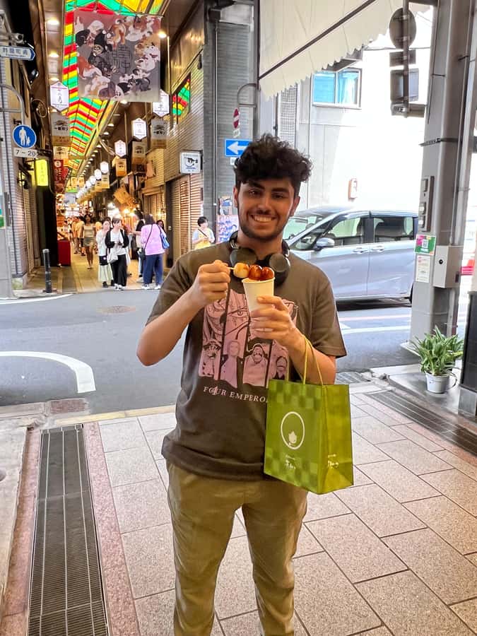Kyoto: Nishiki Market Food Tour with Local Guide - What You’ll Taste on a Nishiki Market Food Tour
