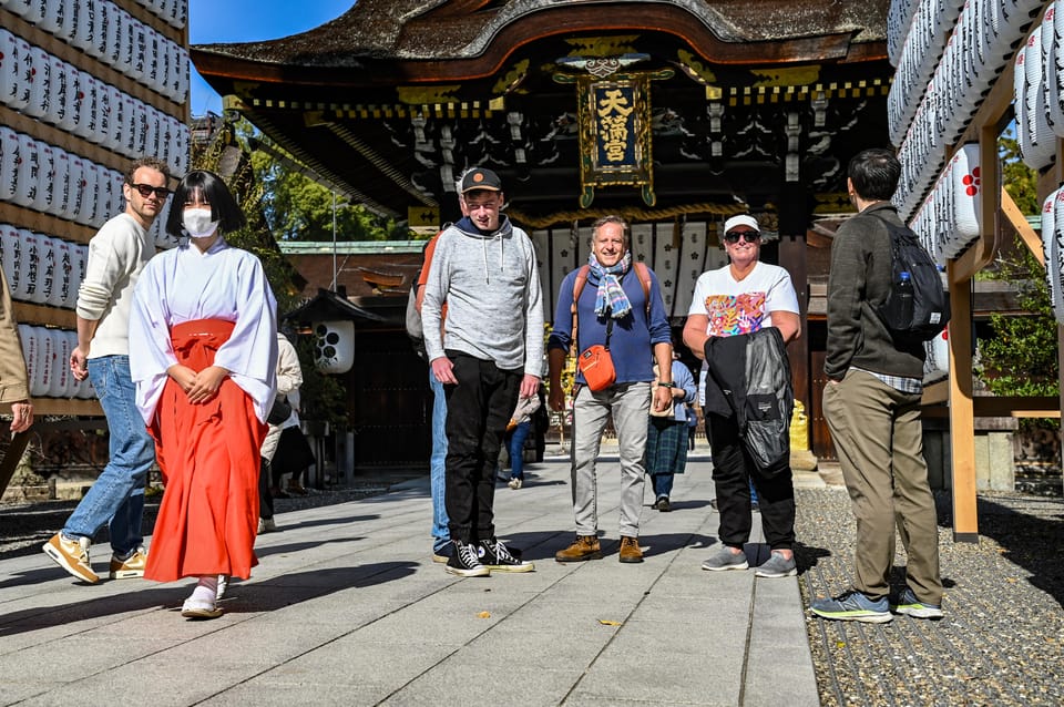 Kyoto: North Kyoto Guided Cycling Tour with Lunch - Downhill Toward Gion: Backstreets, River Crossings, and City Feel