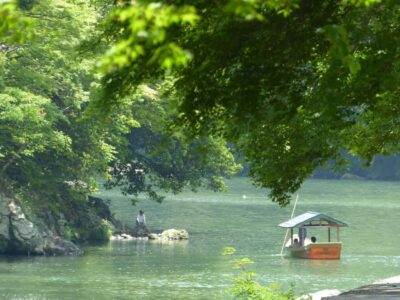 Kyoto: Private Boat Cruise with Shamisen and Games - Meet Kohaku: Stories From a Former Maiko Host