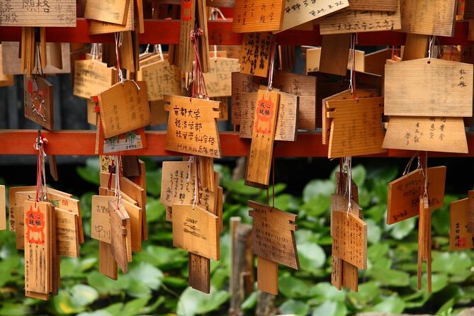 Kyoto: Private Flexible 3 hours tour with a local guide - The Local Guide: Stories, Navigation, and Small Fixes