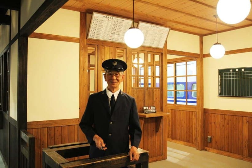 Kyoto Railway Museum Admission Ticket - Roundhouse magic: steam locomotive ride and the turntable spectacle