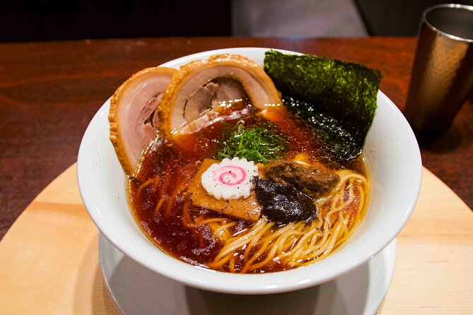 Kyoto Ramen Tour - Shijo-dori coffee stop: orientation, then ramen talk