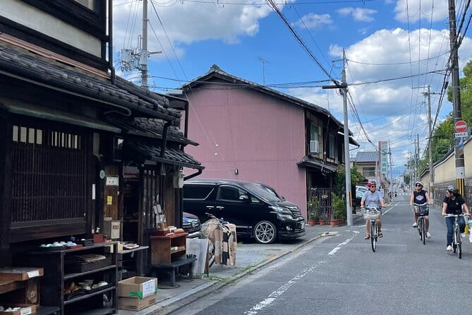 Kyoto Satoyama Cycling with Lunch and English Guide - Stop 3: a closed elementary school where you make soba