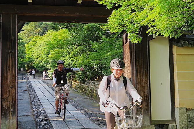 Kyoto Shogun Cycling Tour - Stop 1: Kinkakuji Golden Pavilion Temple gardens (about one hour)