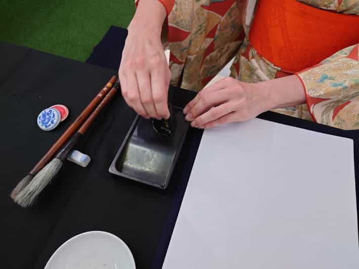 Kyoto: Sumi Ink and Brush Calligraphy Experience - Quick hits: what makes this workshop worth your time