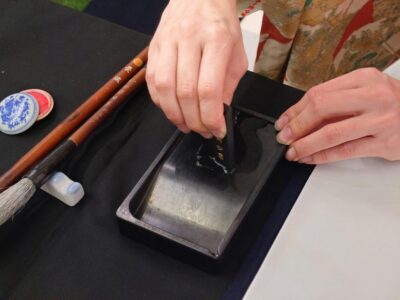 Kyoto: Sumi Ink and Brush Calligraphy Experience - Grinding sumi ink on the suzuri: the sensory warm-up you’ll remember