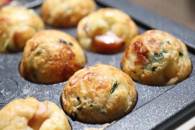 Kyoto Sushi & Takoyaki Cooking Class near Gion and Kiyomizu-dera! - What you actually make: rolled sushi + takoyaki