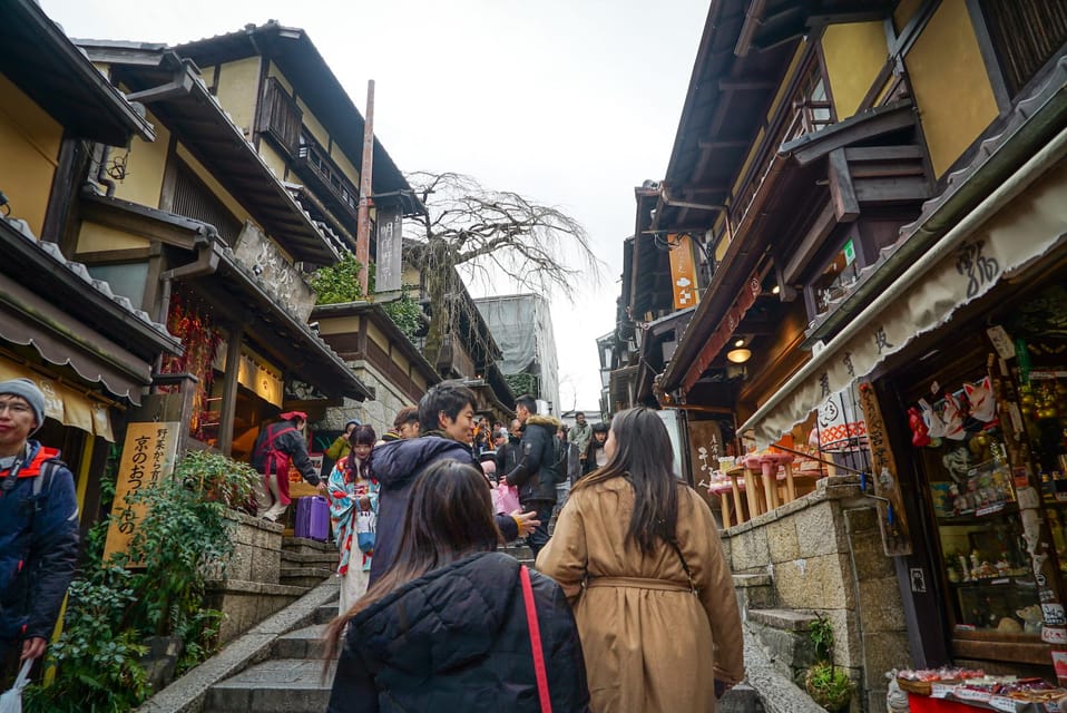 Kyoto Tea Ceremony & Kiyomizu-dera Temple Walking Tour - Practical tips to make your 3 hours feel smooth