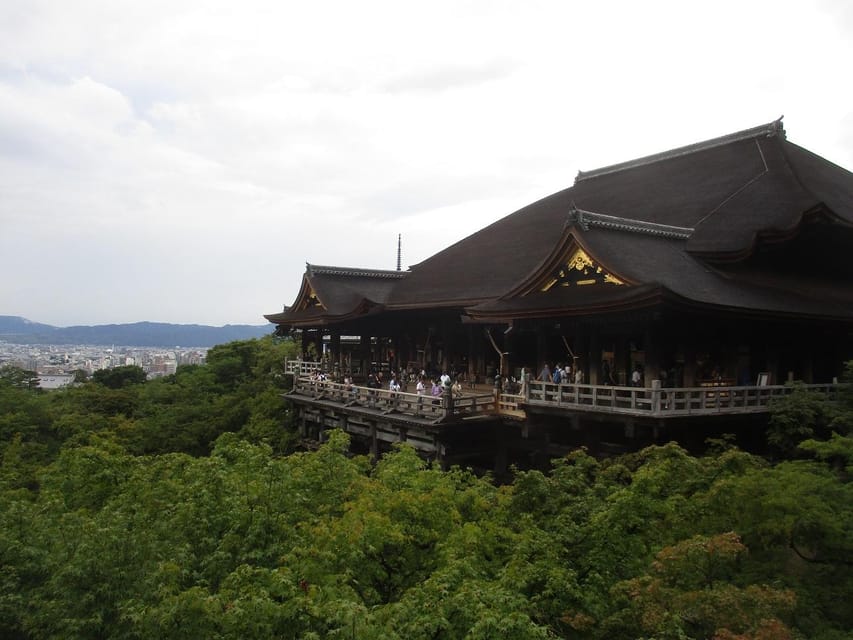 KYOTO: Tempio Kiyomizu Pagode Gion “Geisya” (Guida Italiana) - Ending in Pontocho: Your built-in evening plan