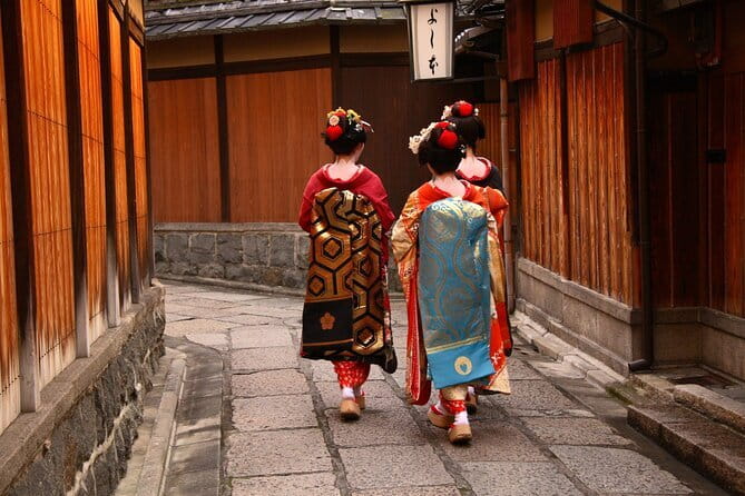 Kyoto tour 12 hours Private Nagoya pick up available - Stop 1: Arashiyama and Togetsukyo Bridge time (with options for food)