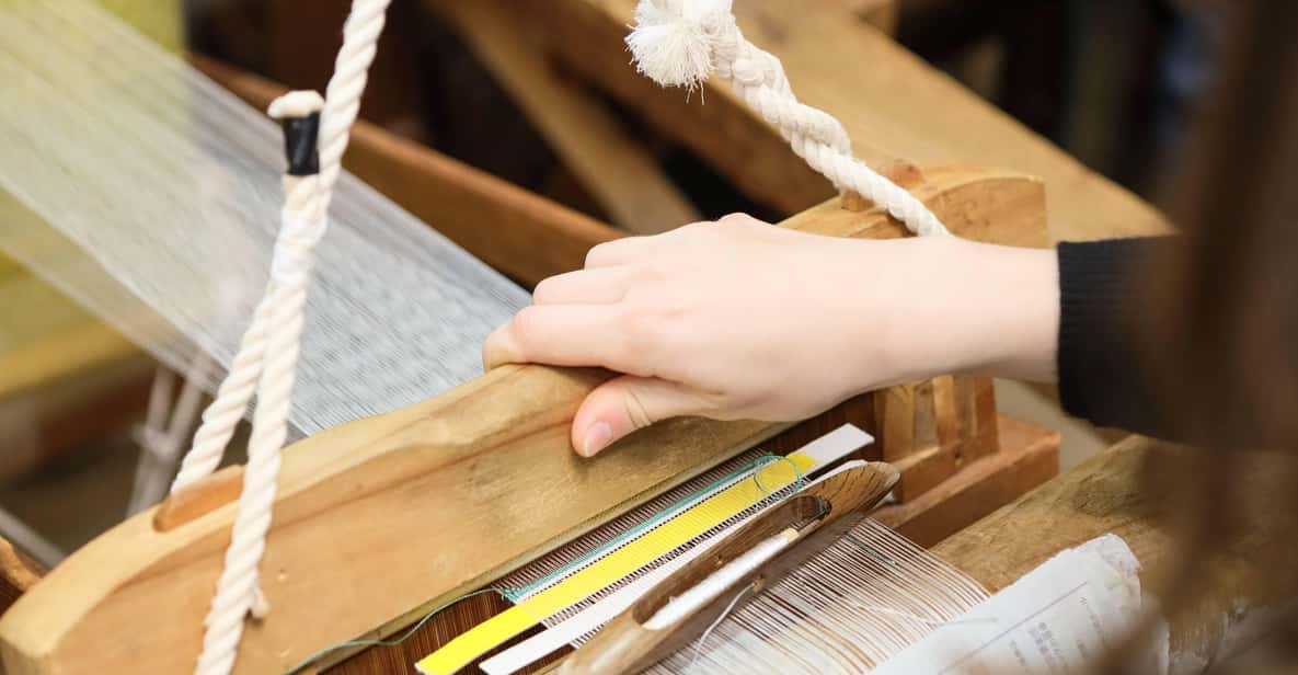 Kyoto: Try Nishijin Weaving in the Oldest Geisha District - The 400-Meter Stroll Through Geiko and Maiko Streets