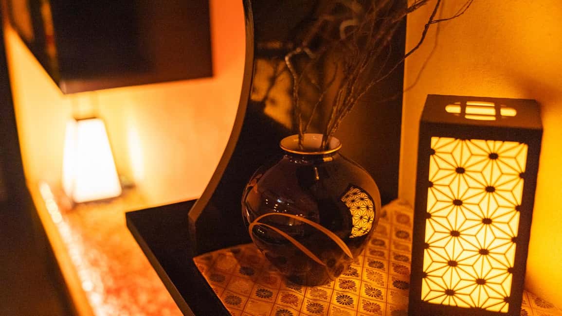 Kyoto: Wazuma Magic Show & Tea Ceremony - Quick Comparison to Help You Decide