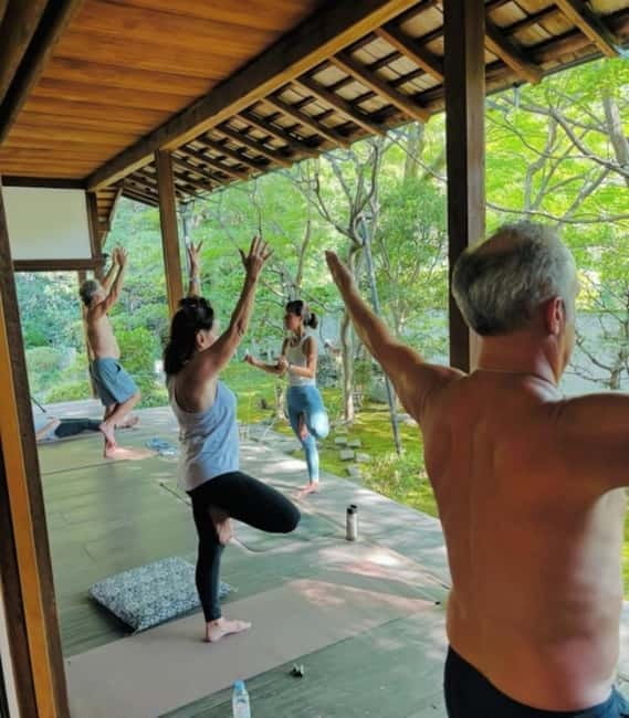 Kyoto: Zen and Yoga Experience at Myoshinji Temple - Getting there: South Entrance, big gate, and a quiet private group
