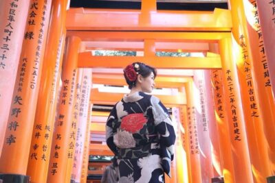 Kyoto:Family-Friendly Kimono & Yukata Experience at WARGO - Choosing Your Kimono: Over 1,000 Options Without the Stress