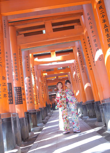 Kyoto:Kiyomizu-dera Temple Rent a kimono and ride a rickshaw - Choosing your kimono/yukata: quick decisions that make photos better