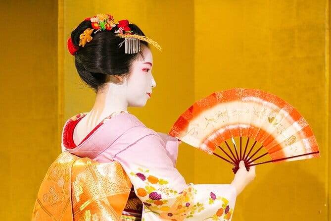 Maiko Night Performance with Kaiseki-style Kyoto cuisine Dinner - Key moments in your Kyoto evening