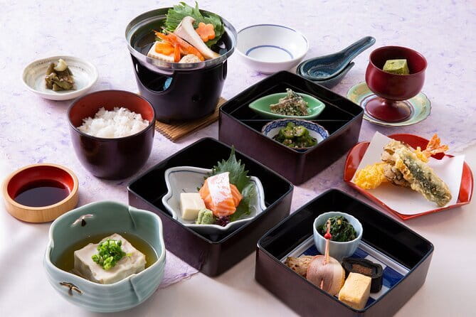Maiko Night Performance with Kaiseki-style Kyoto cuisine Dinner - Shozan Resort Kyoto: dinner and the maiko stage in one smooth stop