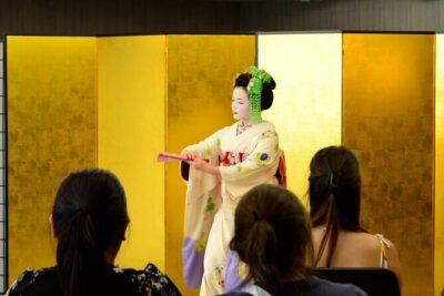 MEET MAIKO: Meet-&-Greet, Maiko Show & Experience in Kyoto - Traditional Dances: Short Time, Real Poise