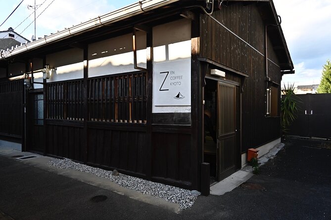 Morning Zen Meditation at a Kyoto Café - Why the Small Group Size Changes Everything