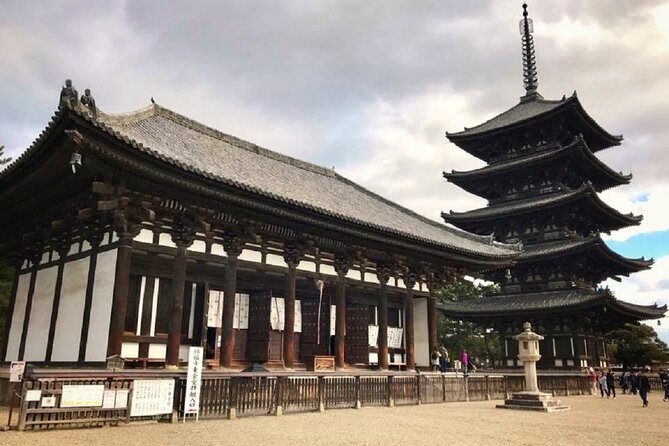 Nara Todaiji Kasuga Taisha Private Full Day Tour From Kyoto - Getting from Kyoto Station to Nara: quick start, clear meeting spot