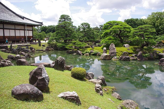 Nijo Castle Samurai Inside Story — Top-Rated Guide (Max 8) - Tea Break Reality Check: Small Comfort, Right Timing