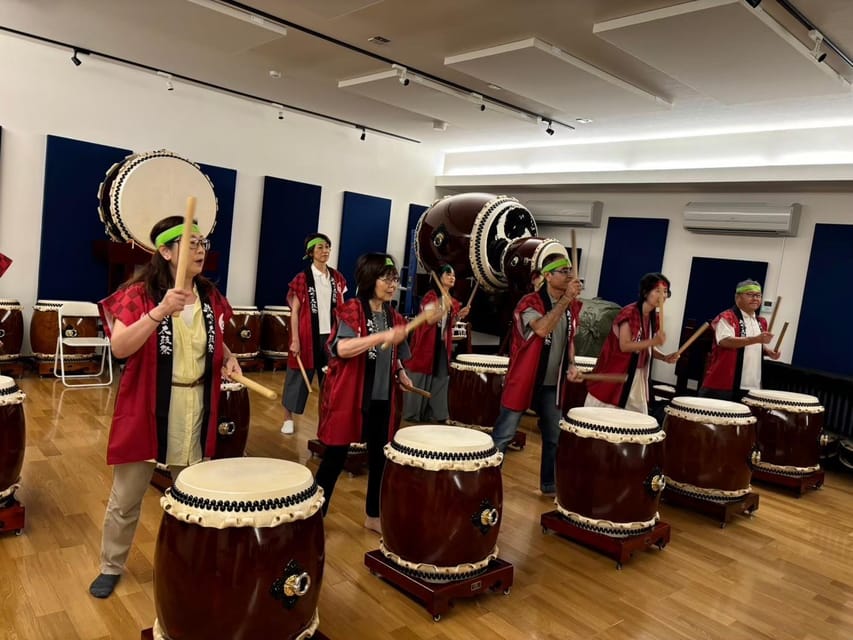Osaka: Japanese Drum Taiko Workshop - The pro taiko performance that sets the pace for what you’ll learn