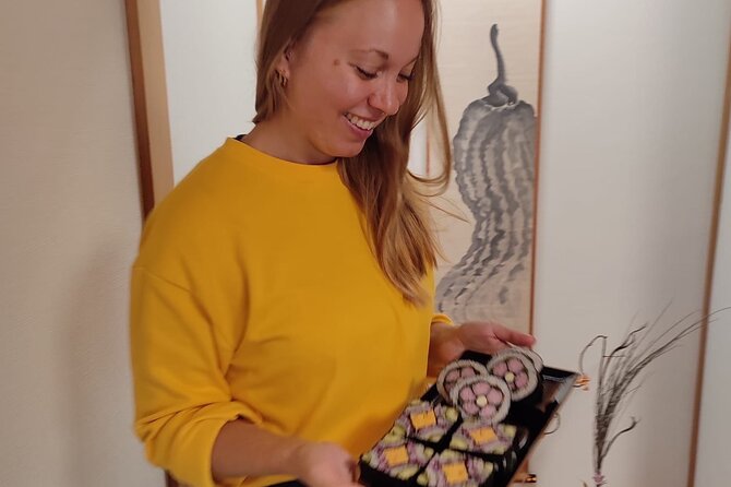 Private Art Sushi Roll Class in Kyoto - How the 60-Minute Kazarimaki Class Really Plays Out