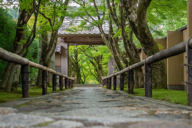 Private car tour Let's uncover secrets of majestic Kyoto history - Stop 3: Ryoan-ji and the rock garden math