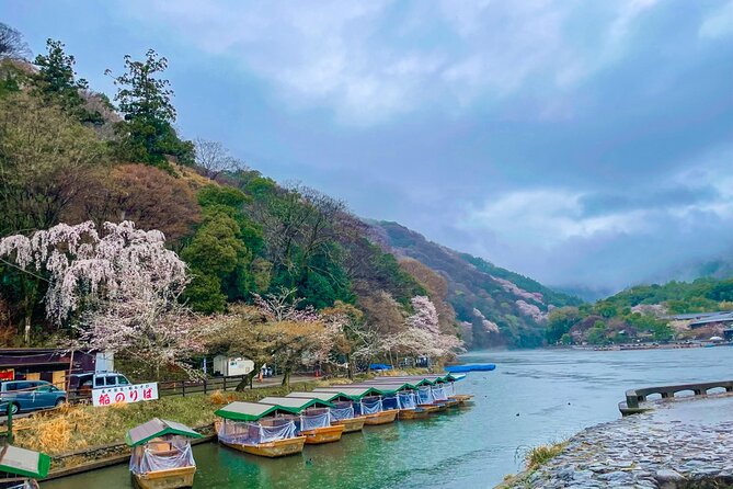 Private car tour Let's uncover secrets of majestic Kyoto history - Stop 5: The Golden Pavilion top floors and the Ashikaga link