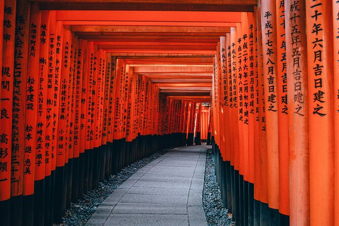 Private Kyoto Customizable Day Tour with Guide and Vehicle - Nishiki Market: the easiest stop to turn into a food break