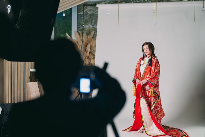 Private Kyoto Photography and Dress up Adventure （ALL PLAN) - Hagoromoya Style: Outdoor Locations or a Japanese-Style Studio