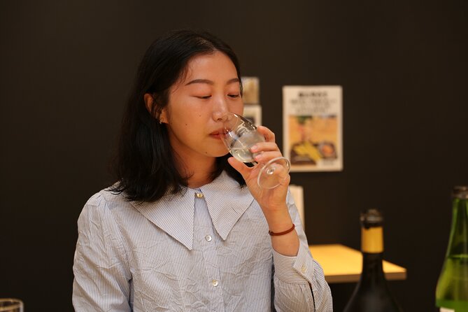 Private Sake Tasting in Central Kyoto with Sake Sommelier - The Sakes and Snacks: Finding Your New Favorites