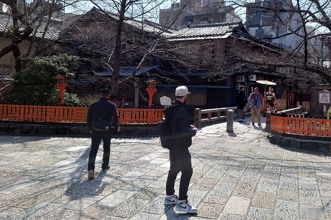 Start from Kyoto Station: Early Morning E-Bike Tour with Kyotoite - Why an early-morning e-bike route works in Kyoto