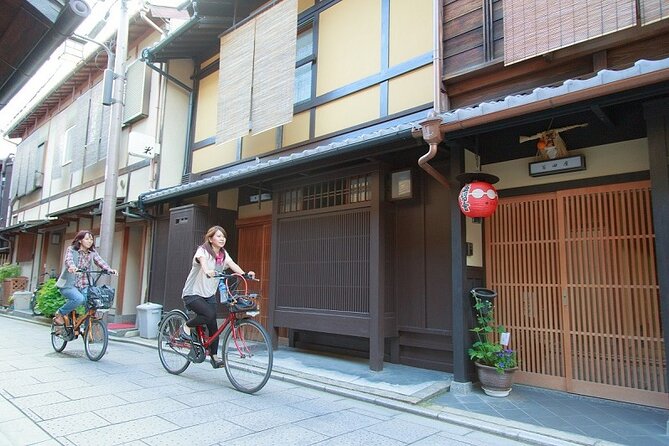 Start from Kyoto Station: Early Morning E-Bike Tour with Kyotoite - Fushimi Inari-taisha before the crowds: torii gates at human speed