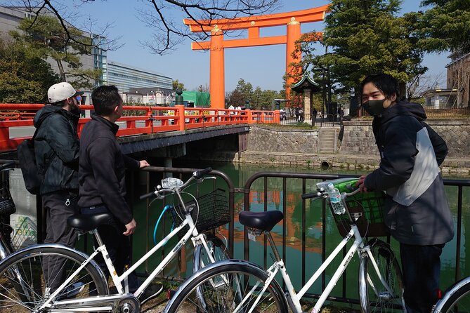 Start from Kyoto Station: Early Morning E-Bike Tour with Kyotoite - Shirakawa River backstreets to Miyagawa-cho and Tatsumi Bridge