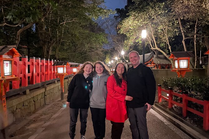 Takashi's local food adventure through Gion Kyoto tips of Ramen - Yasaka Shrine Stop: Free Entry, Real Context