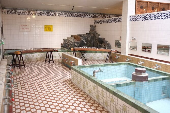 Traditional Concert in Public bath near Kyoto Station - What You’ll Hear: Koto and Shamisen With Seasonal Range